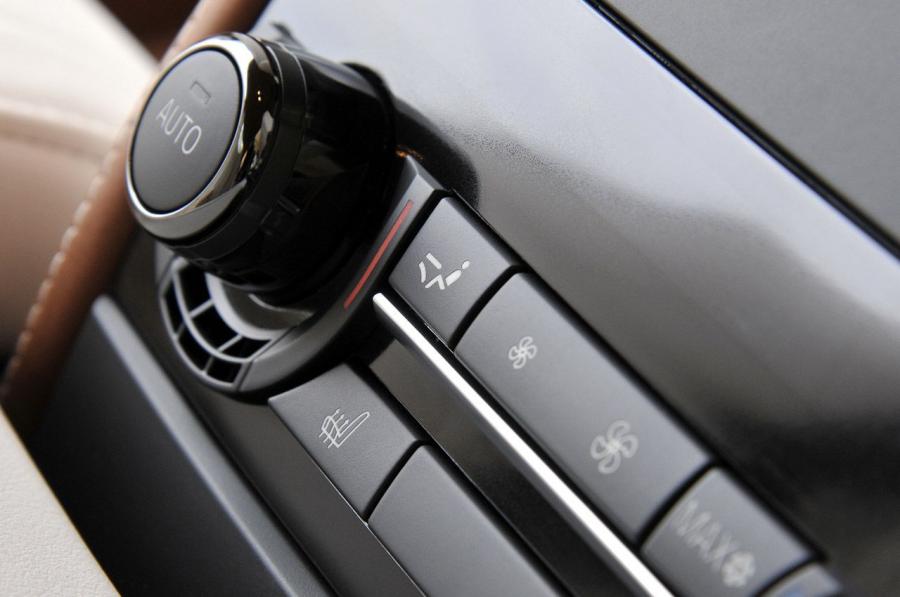  BMW 6-Series Gran Coupe 2013 года  (фото 19 из 78)